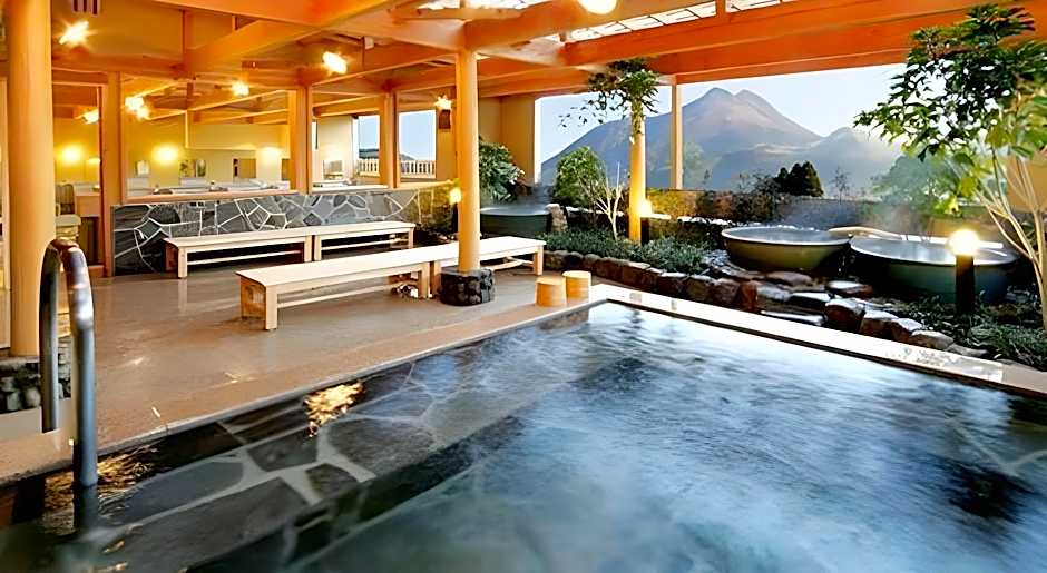 Ryokan Yufuin Sansuikan