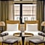 Roomers Munich, Autograph Collection by Marriott