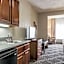 Comfort Suites Pineville - Ballantyne Area