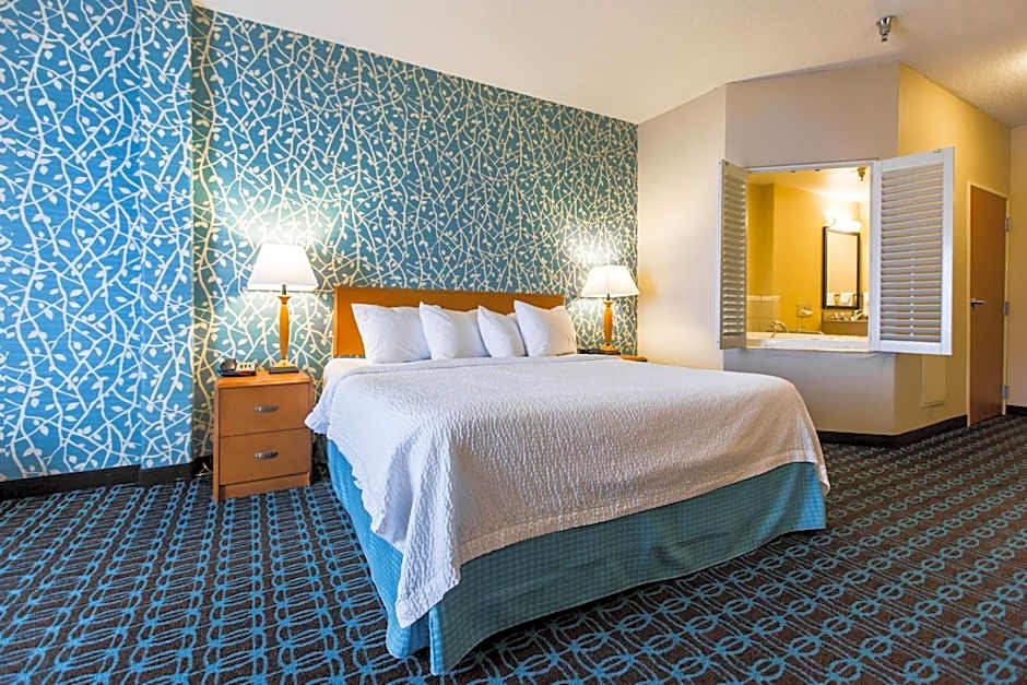 Fairfield Inn & Suites Toledo North
