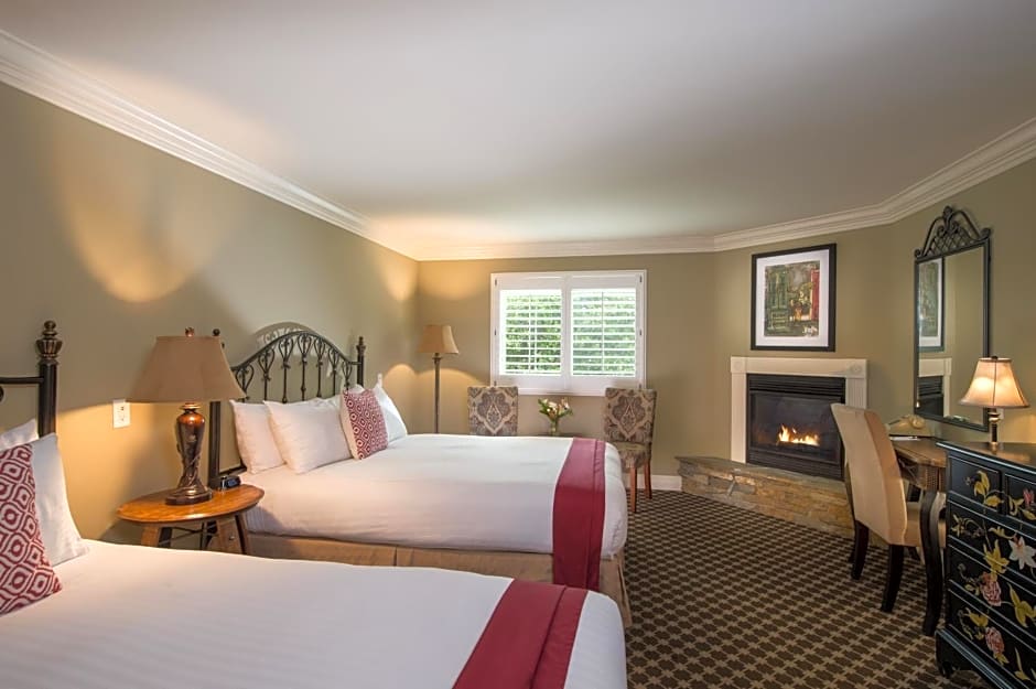 Cambria Pines Lodge