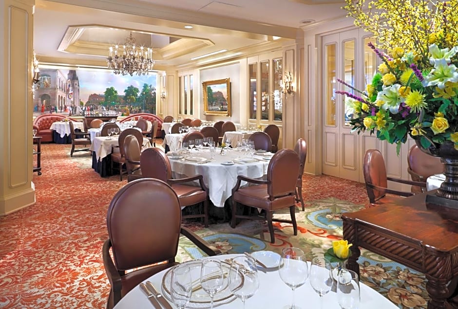 Windsor Court Hotel