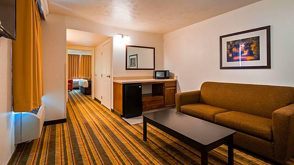 Best Western Visalia Hotel