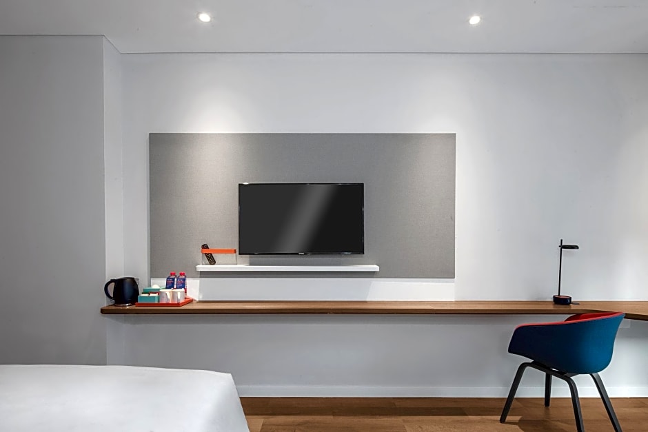 HOLIDAY INN EXPRESS Shanghai Tourism Zone