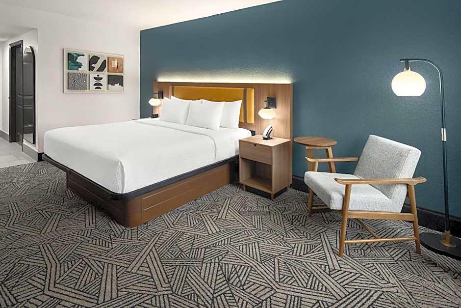 La Quinta Inn & Suites by Wyndham Chattanooga - East Ridge