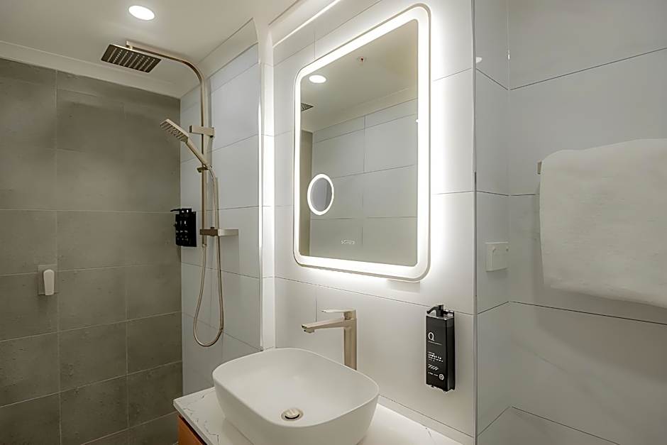 YEHS Hotel Sydney Harbour Suites