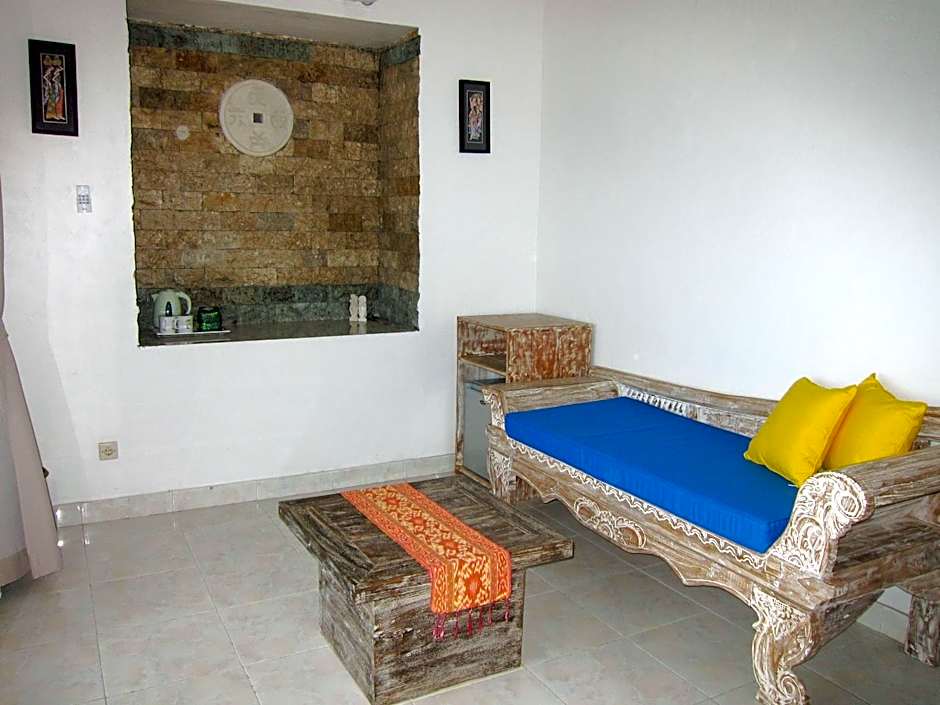 Galang Kangin Bungalows