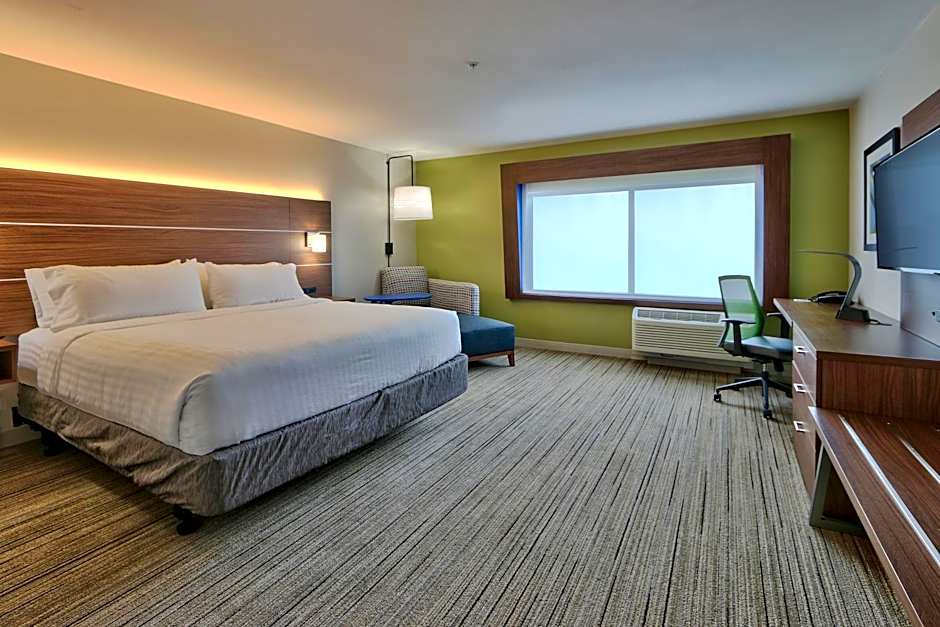 Holiday Inn Express & Suites Broomfield By IHG