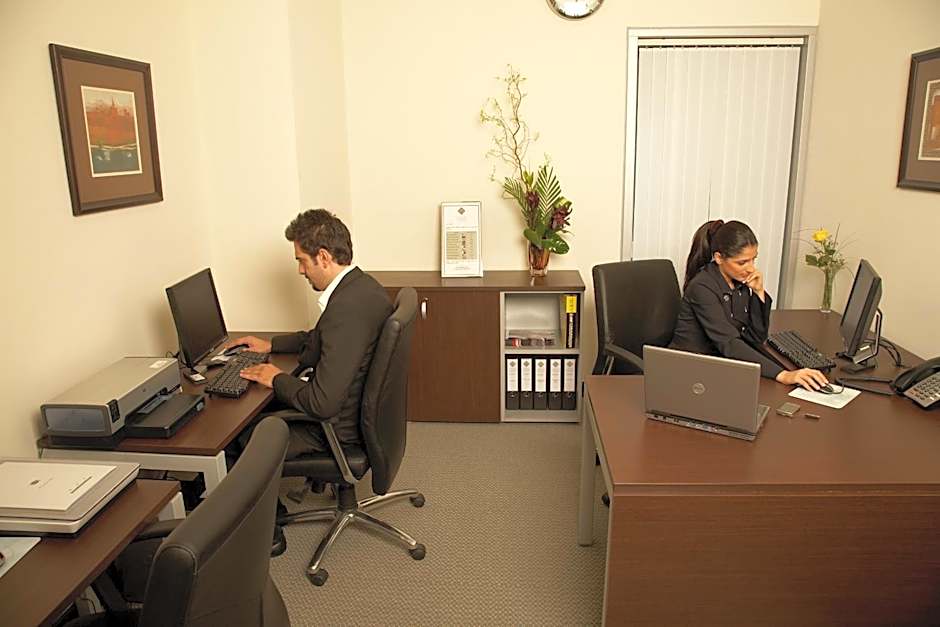 Al Manzel Hotel Apartments