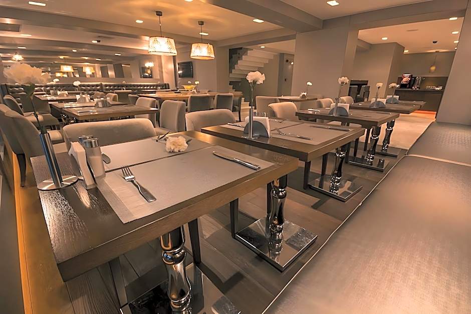 The New Hotel Zeybek