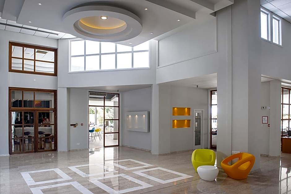 Mayfair Hotel formerly Smartline Paphos