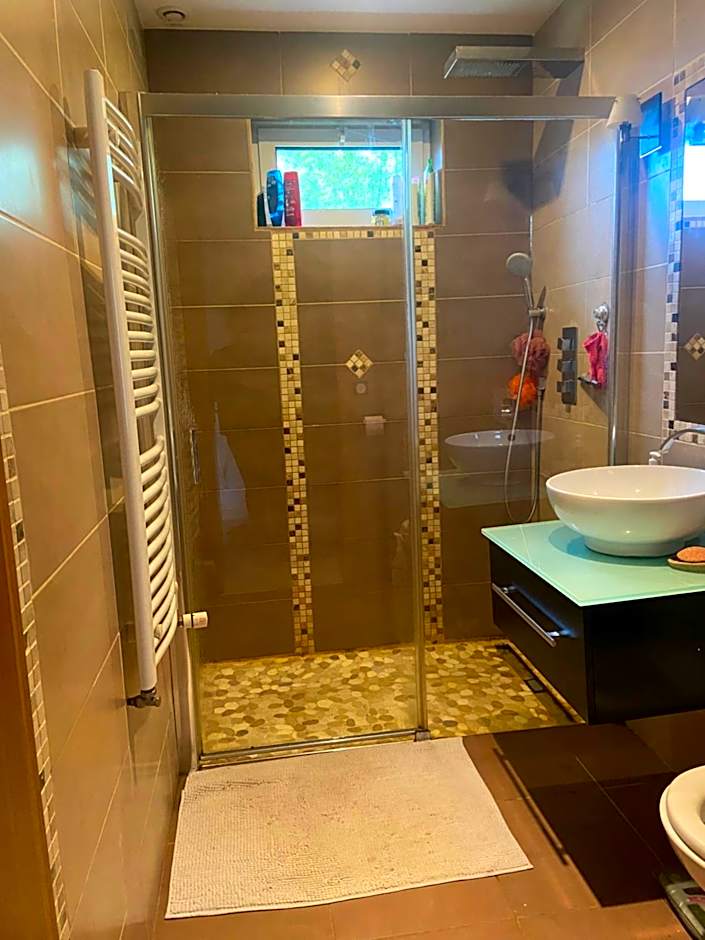 Villa verdoyante 10 min Disney, proche JO 2024