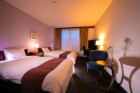 Twin Room - Non-Smoking