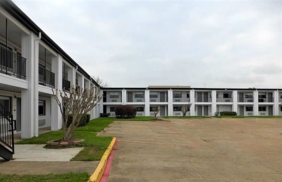 Red Roof Inn Houston - Jersey Village