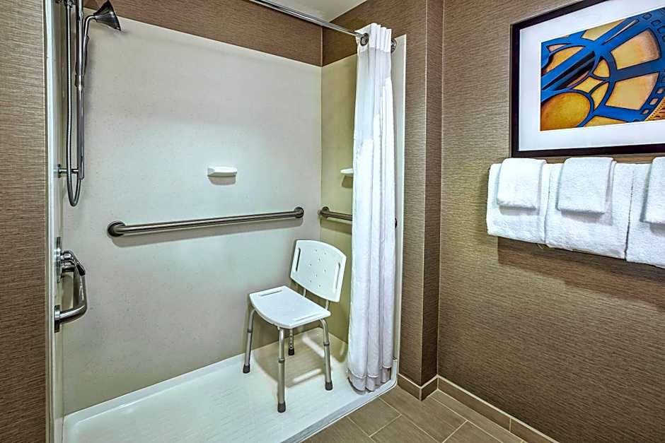 Holiday Inn Express Hotel and Suites Dayton South I 675 By IHG