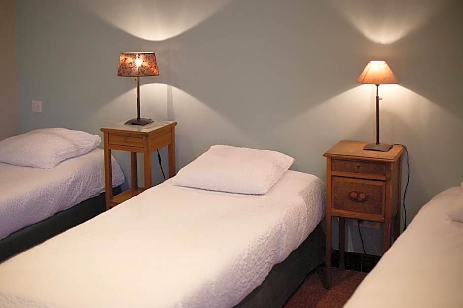 Logis Hôtel Restaurant Le Louvre