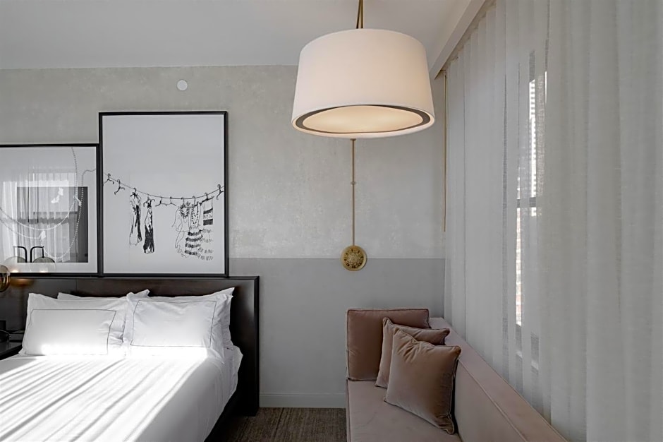 Hotel Fort Des Moines, Curio Collection By Hilton