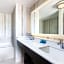 Holiday Inn Express Hotel & Suites Eugene Downtown - University by IHG