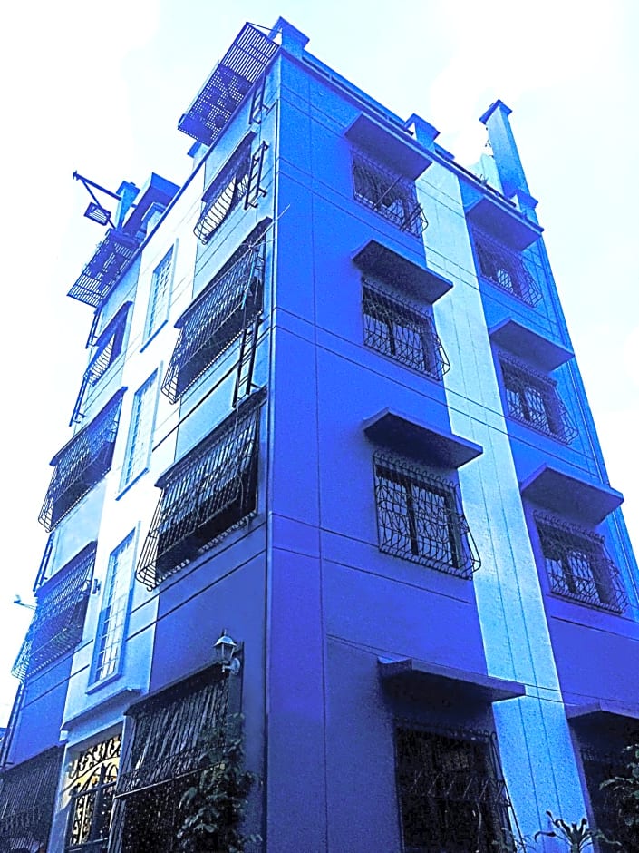 Las Pinas Serviced Apartment