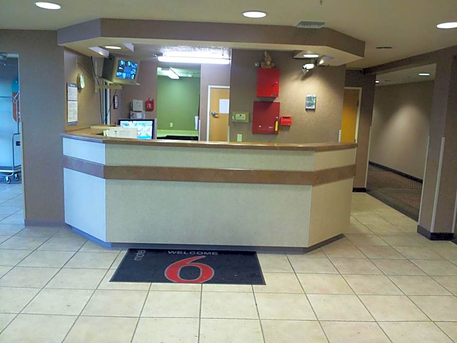 Motel 6-Bernalillo, NM