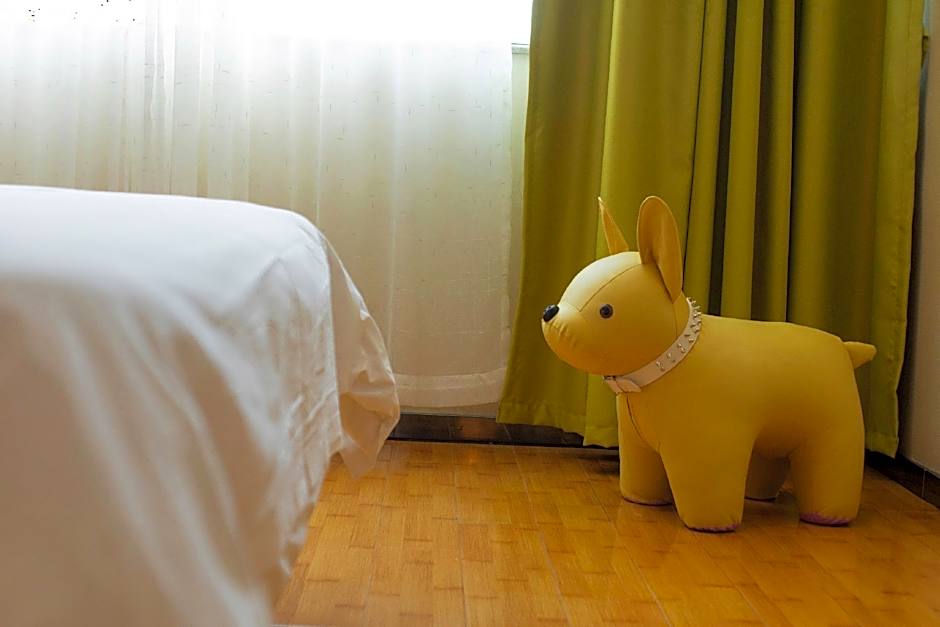 Iu Hotel Urumchi Nianzi Gou Bus Station Branch