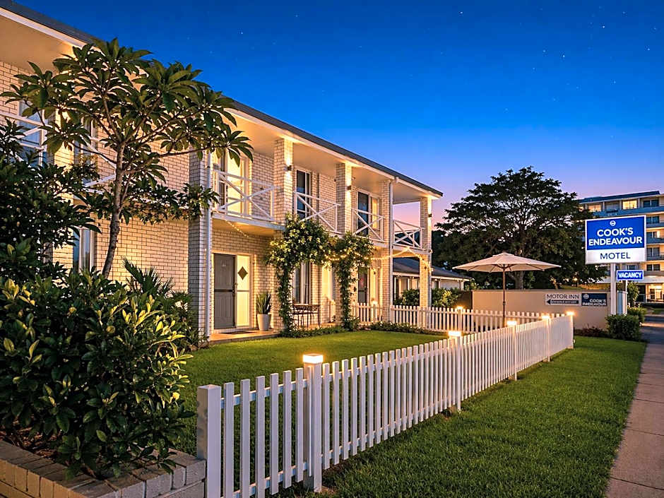 Cooks Endeavour Motor Inn - Near beach & Gold Coast Airport