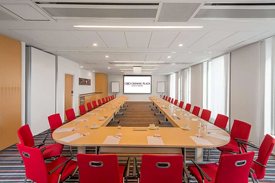 Crowne Plaza Copenhagen Towers By IHG