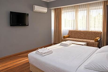 Family Suite with Balcony