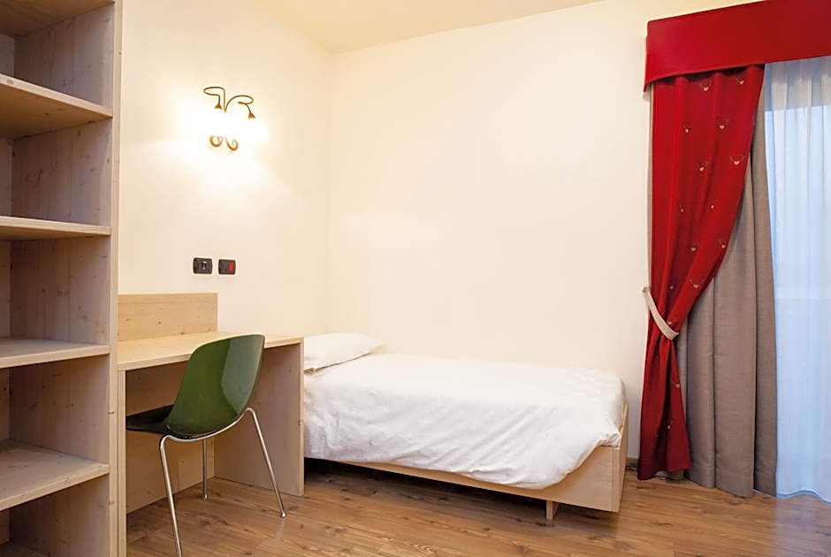 Family Hotel La Perla