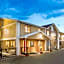 Super 8 by Wyndham Riverton