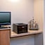 Fairfield Inn & Suites by Marriott Brunswick Freeport