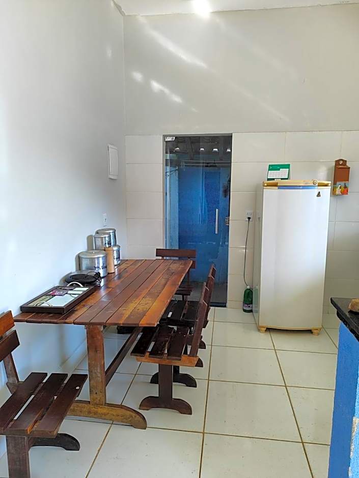 Casa espaçosa em frente à pracinha