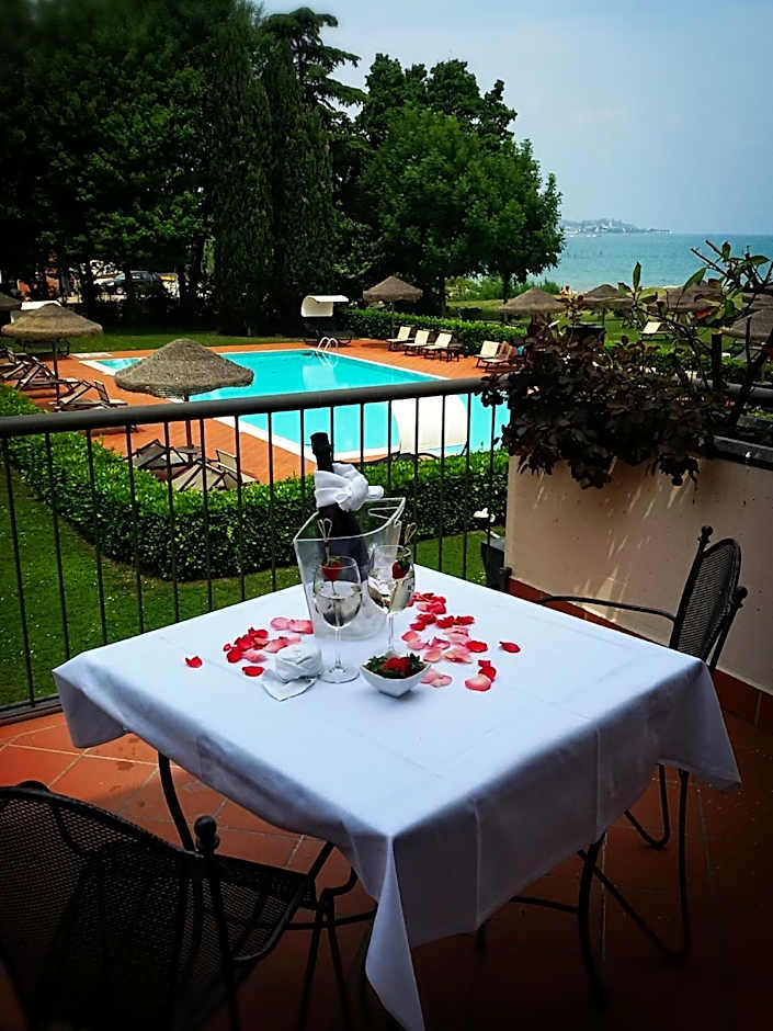 Yachting Hotel Mistral