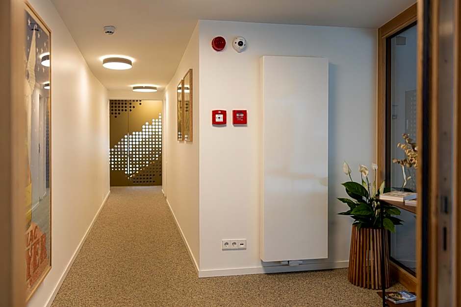 Résidence du Lys - Perrin Apartments