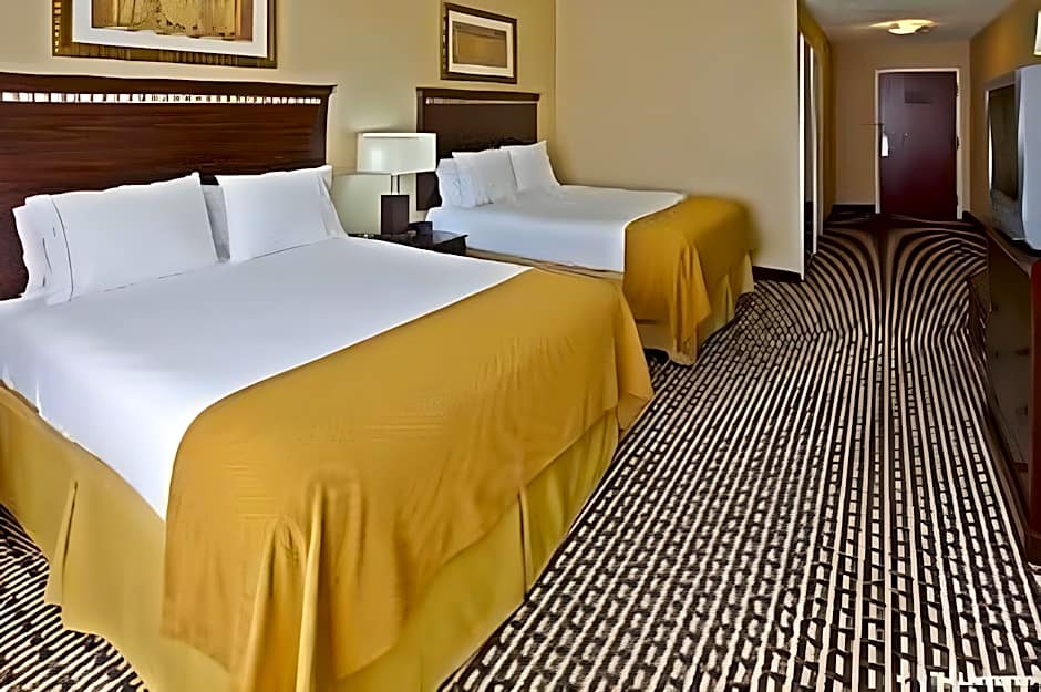 Holiday Inn Express Hotel & Suites Seymour By IHG