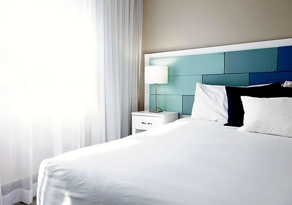 The Wave Hotel Condado