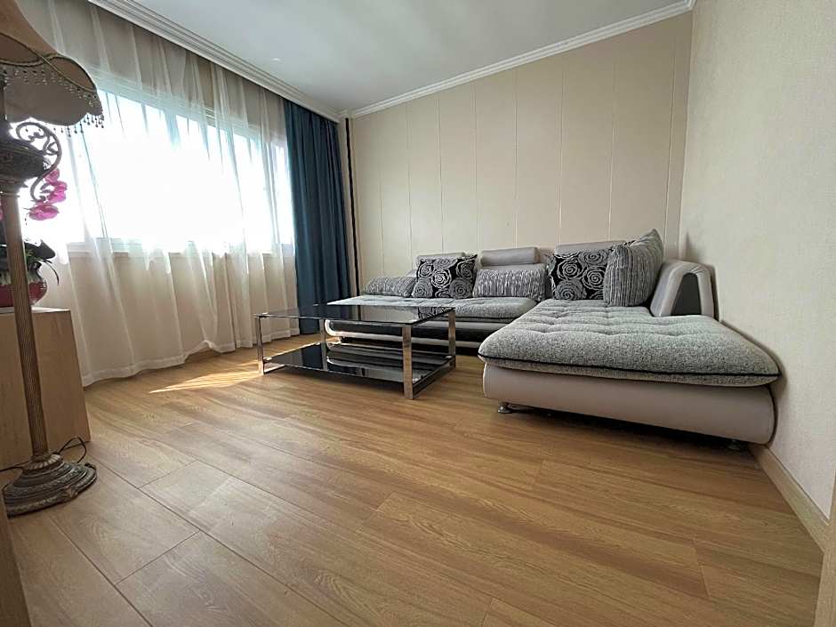 GreenTree Inn Nantong Stadium West Qingnian Road Business Hotel