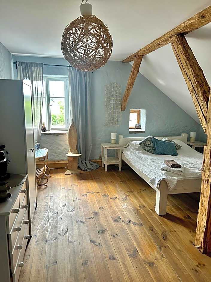 Placówka - tu życie płynie wolniej