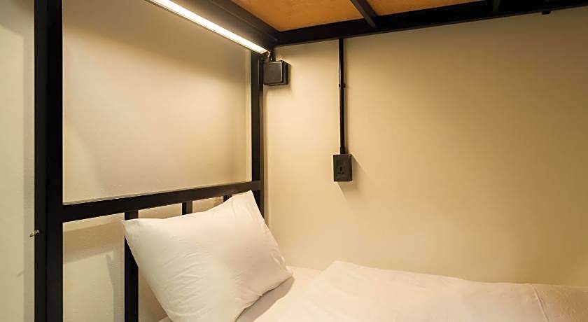 KOKO Party Hostel