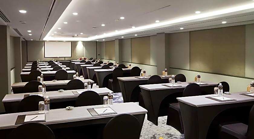 Holiday Inn Bangkok By IHG