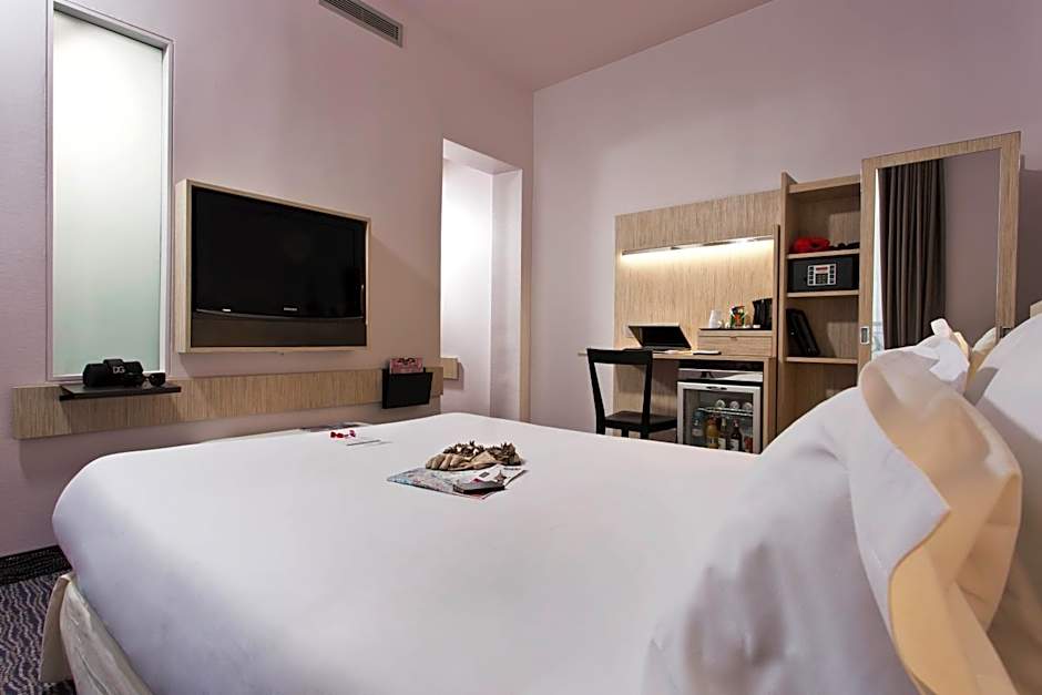 Libertel Gare De L'Est Francais