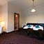 A' PROPOS Hotel, Restauracja, Club