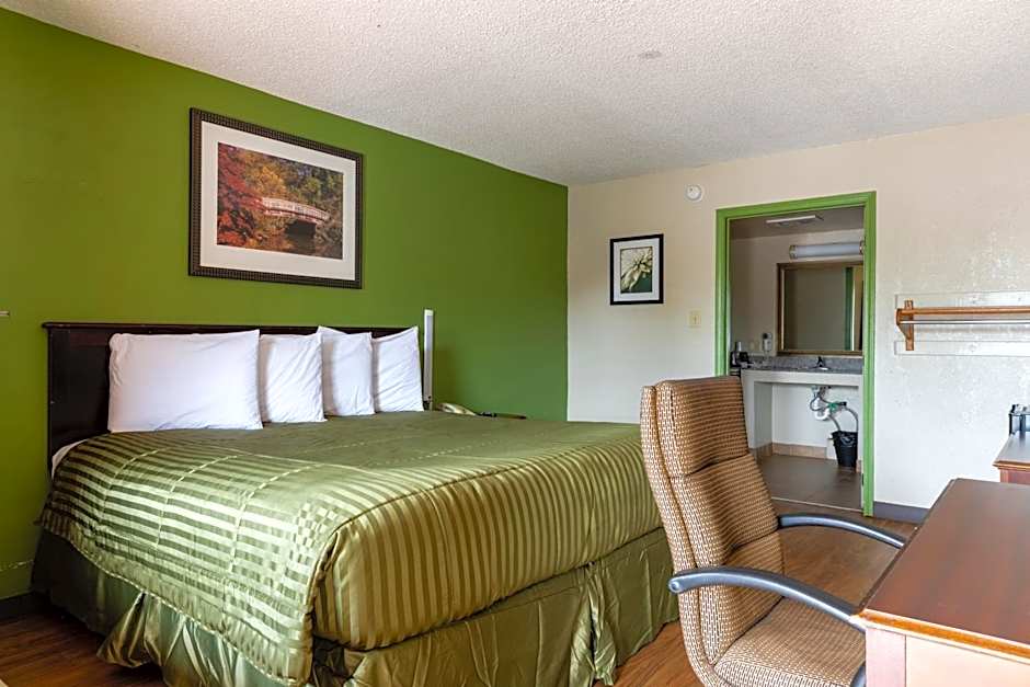 Country Hearth Inn & Suites Marietta
