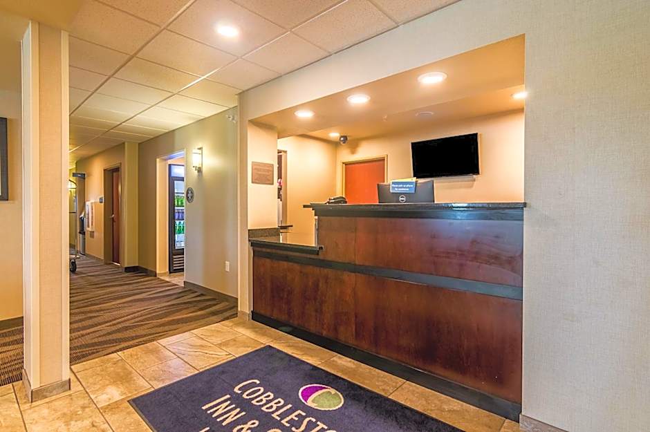 Cobblestone Inn & Suites - Lakin