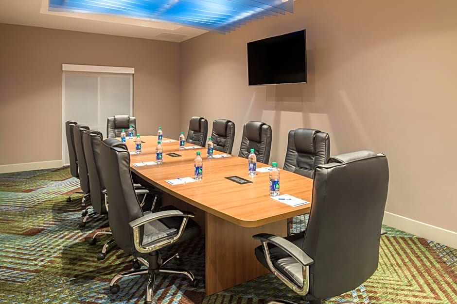 Holiday Inn Express Troy, an IHG Hotel