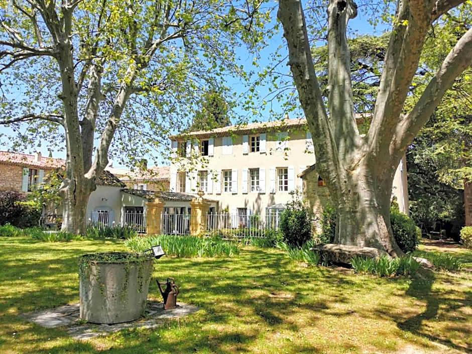 1560- Domaine Des Cinq Jardins- A Magical and Authentic Mansion