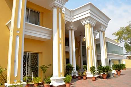 Hotel One Tariq Road Multan