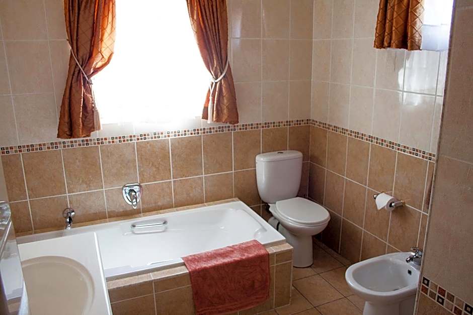 Apartment at 34 Columbine Avenue