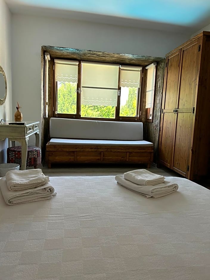 Pupa Alaçatı Butik Otel