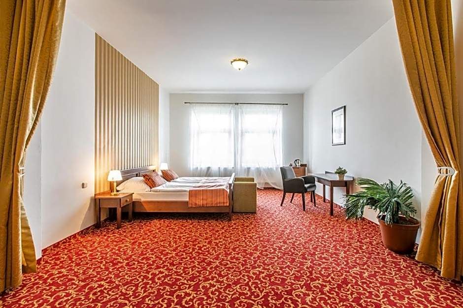 Hotel U Zlatého kohouta